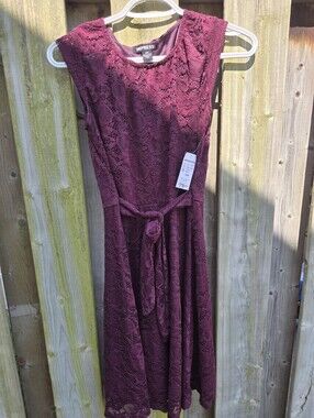 NWT Impress Burgundy Lace A-Line Dress Belted Cap Sleeve